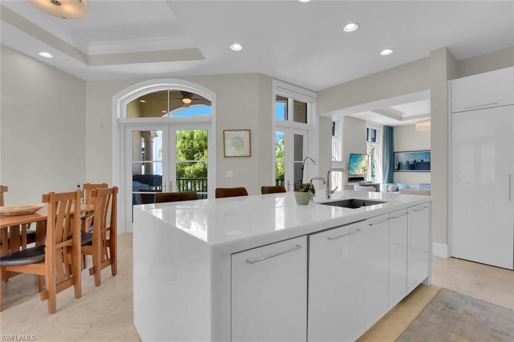 684 10th Ave S, Unit D1, Naples, FL 34102 Photo