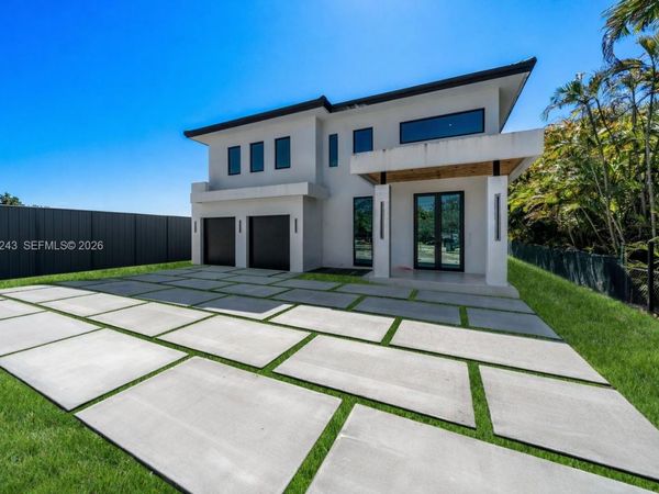 8620 SW 112 ST, Miami, FL 33156