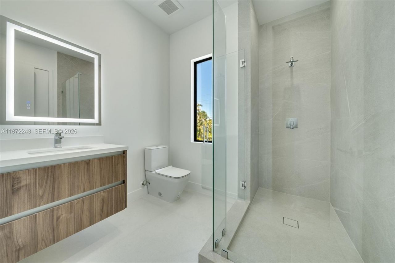 8620 SW 112 St, Miami, FL 33156 Photo