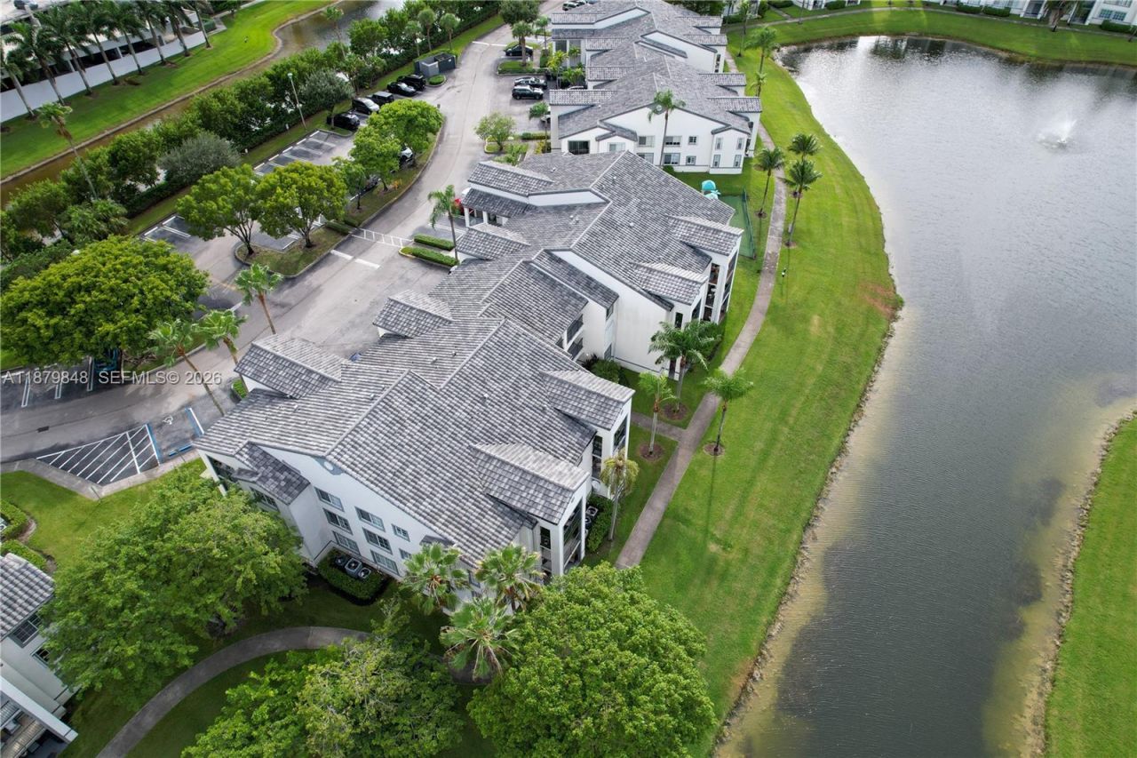 4360 NW 107th Ave, Unit 204, Doral, FL 33178 Photo