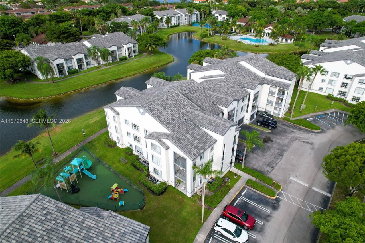 4360 NW 107th Ave, Unit 204, Doral, FL 33178 Photo