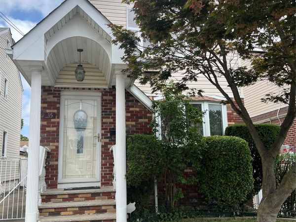 8935 210th Place, Queens Village, NY 11427