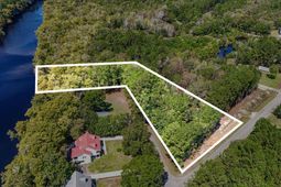 2027 Lees Landing Circle photo 4