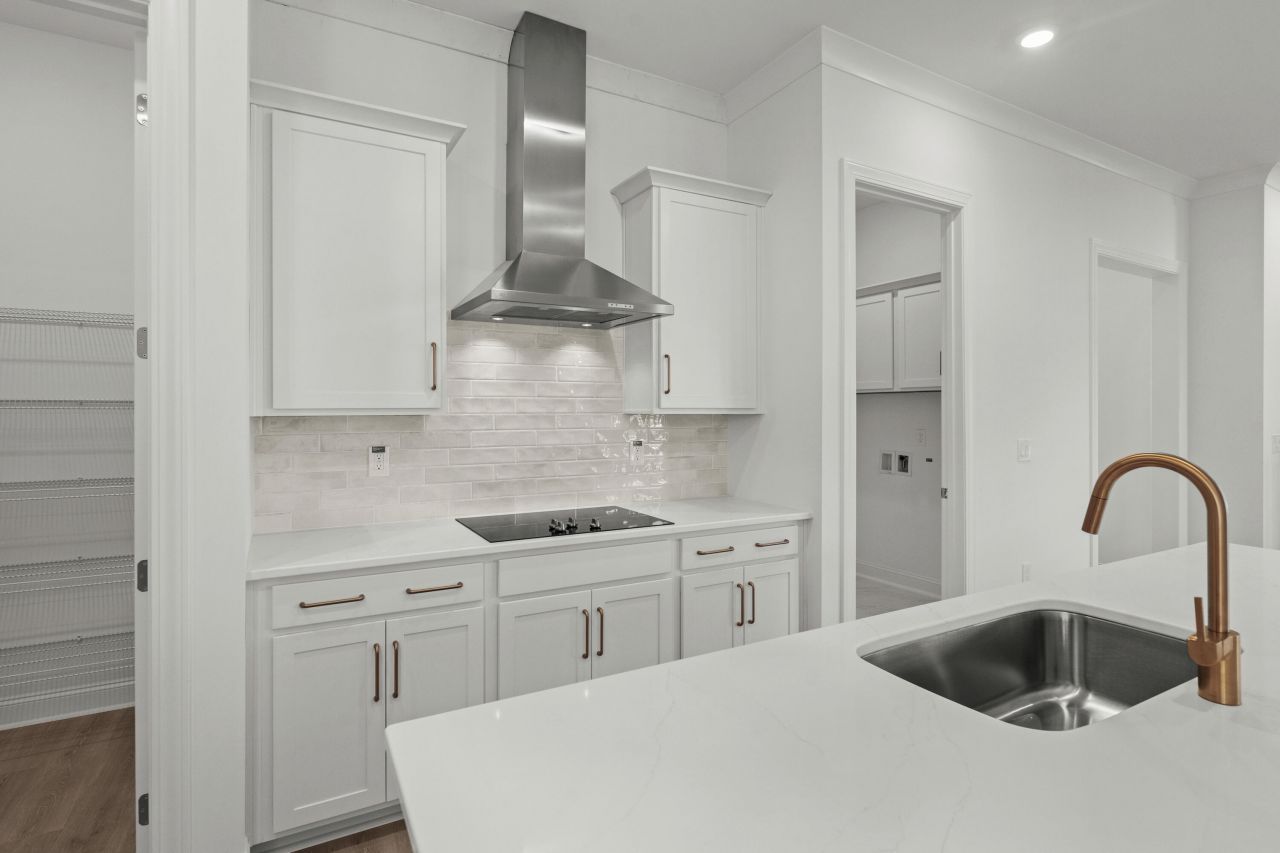 800 Creek Pointe Drive Photo 16