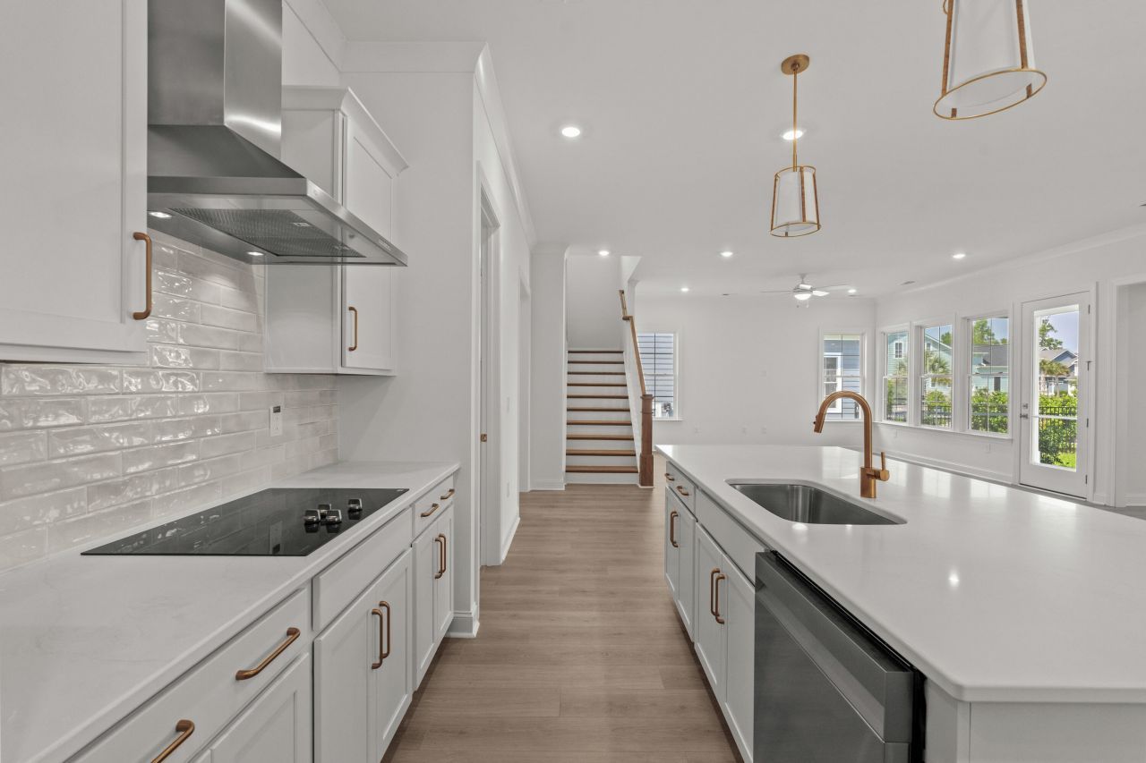 800 Creek Pointe Drive Photo 17