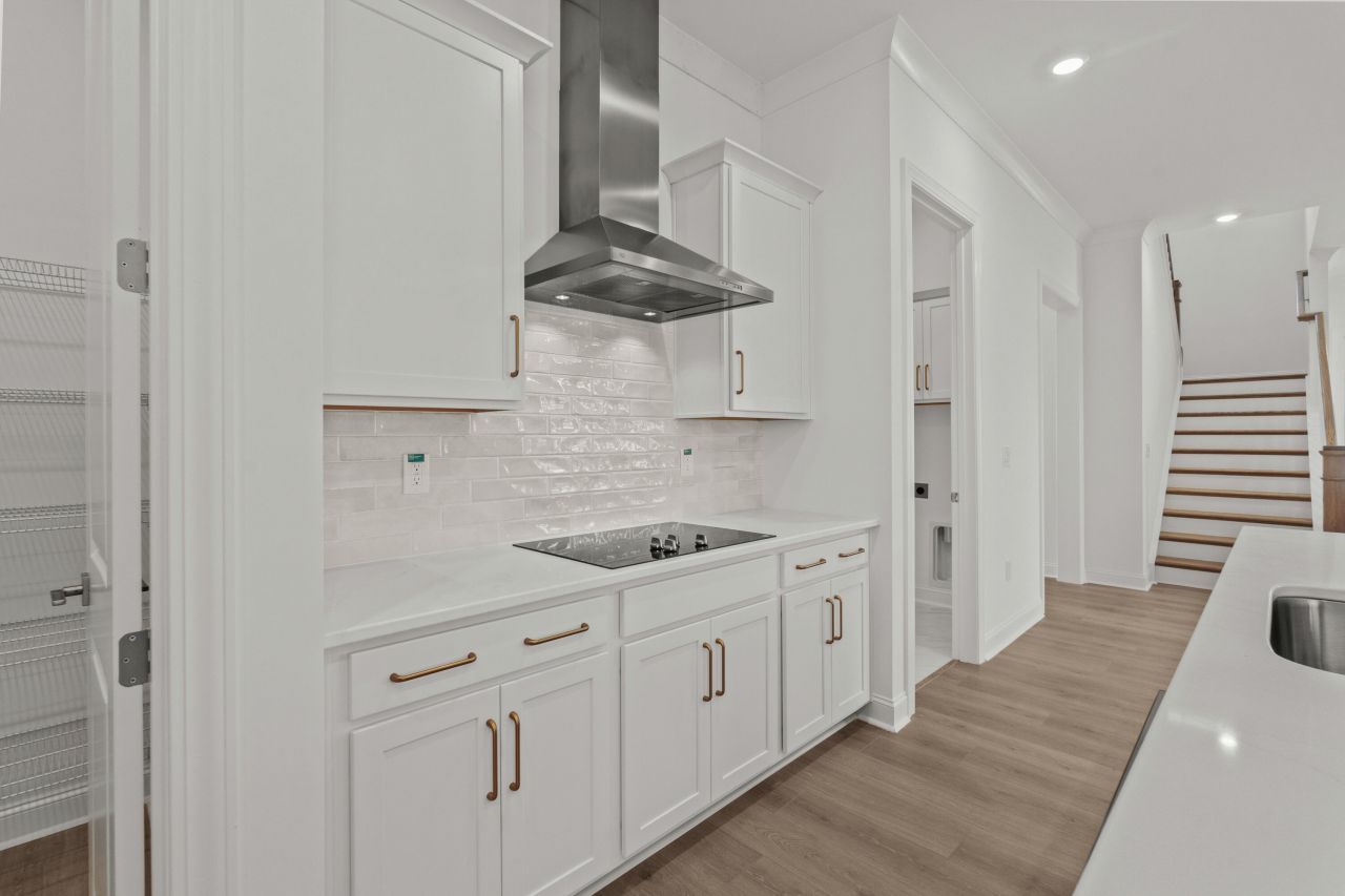 800 Creek Pointe Drive Photo 19