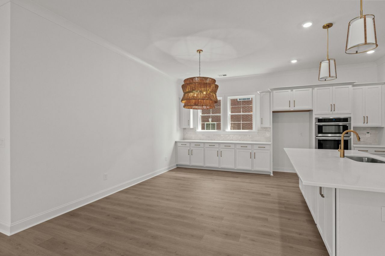 800 Creek Pointe Drive Photo 20