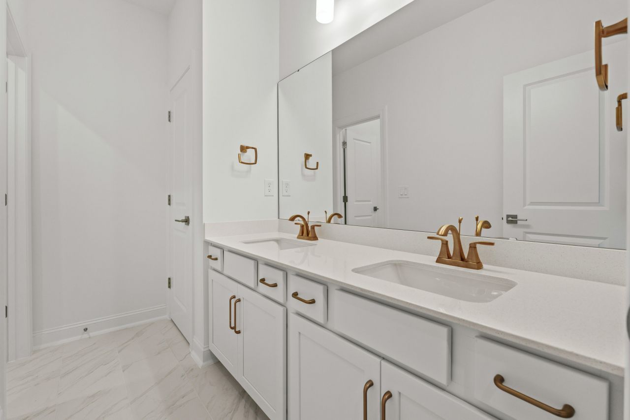 800 Creek Pointe Drive Photo 36