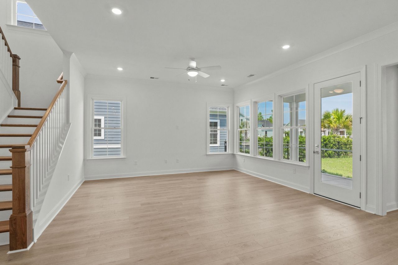 800 Creek Pointe Drive Photo 9