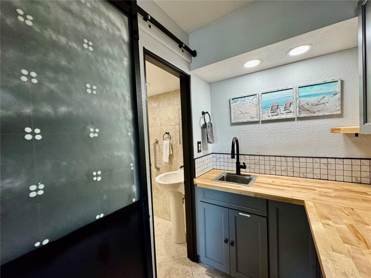 7150 N Tamiami Trail, Unit C133, Sarasota, FL 34243 Photo