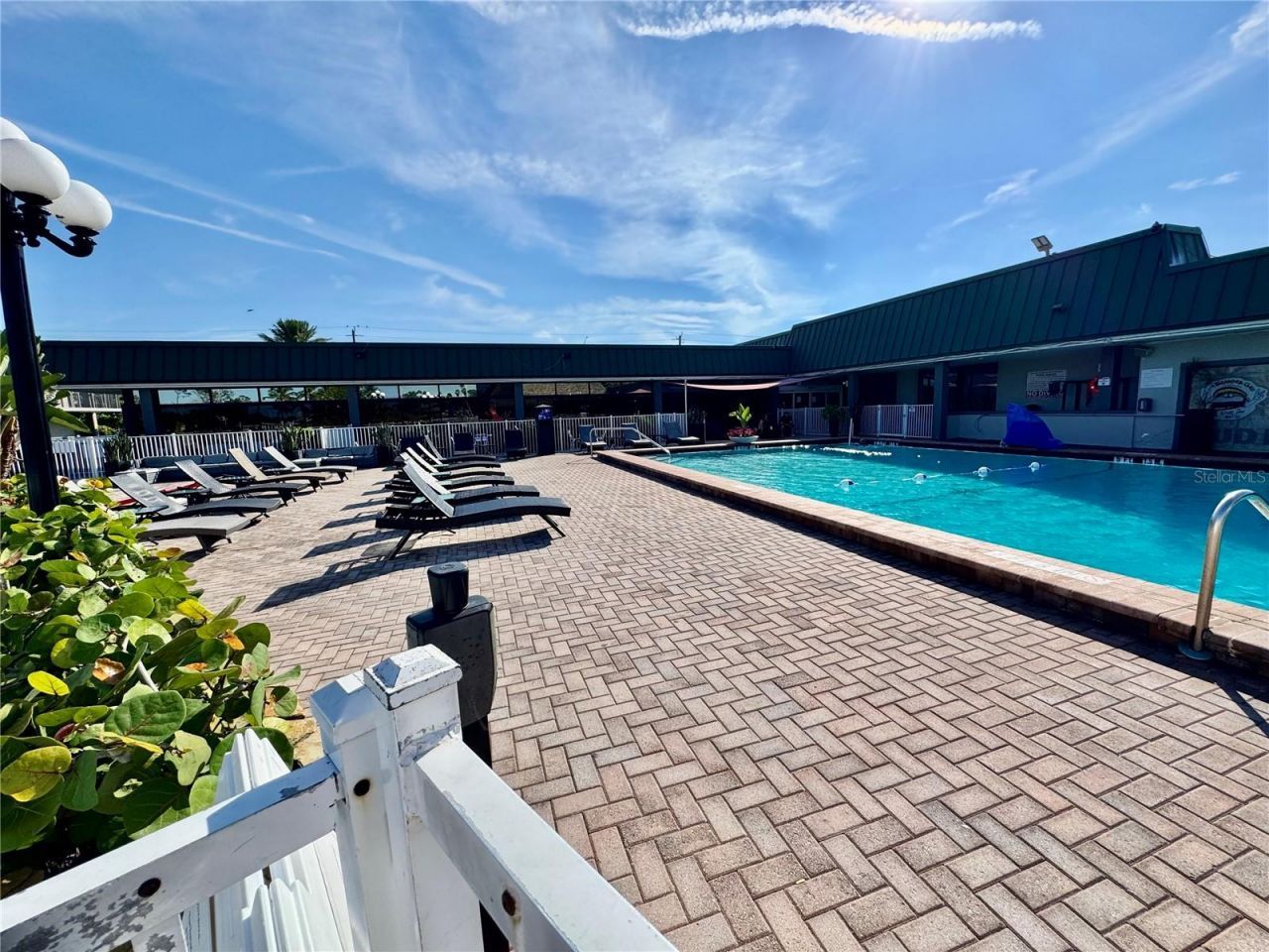 7150 N Tamiami Trail, Unit C133, Sarasota, FL 34243 Photo