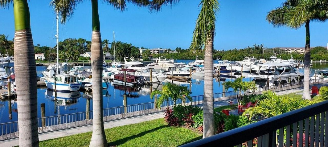 7150 N Tamiami Trail, Unit C133, Sarasota, FL 34243 Photo