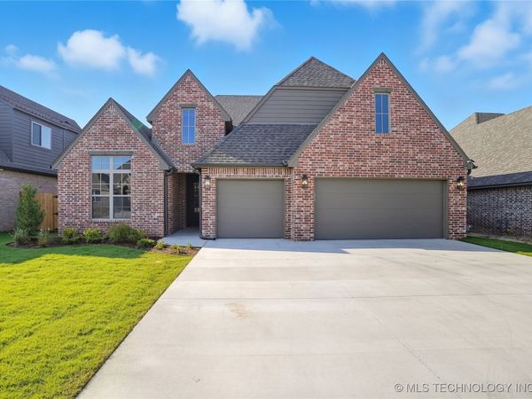 2838 E 141st Court S, Bixby, OK 74008