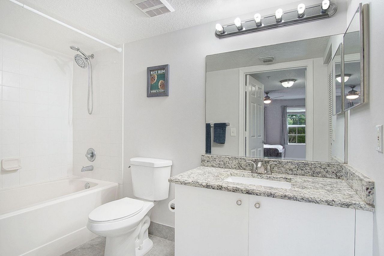 4041 San Marino Boulevard, Unit 307, West Palm Beach, FL 33409 Photo