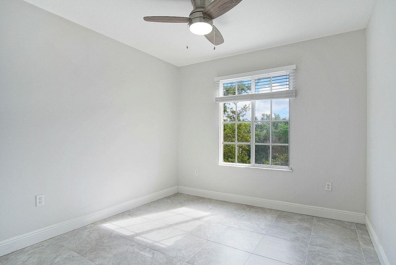 4041 San Marino Boulevard, Unit 307, West Palm Beach, FL 33409 Photo