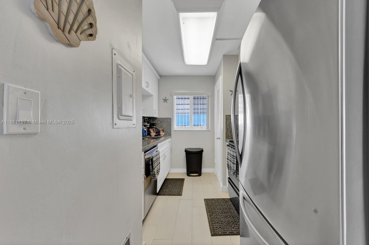 308 Sombrero Beach Rd, Marathon, FL 33050 Photo