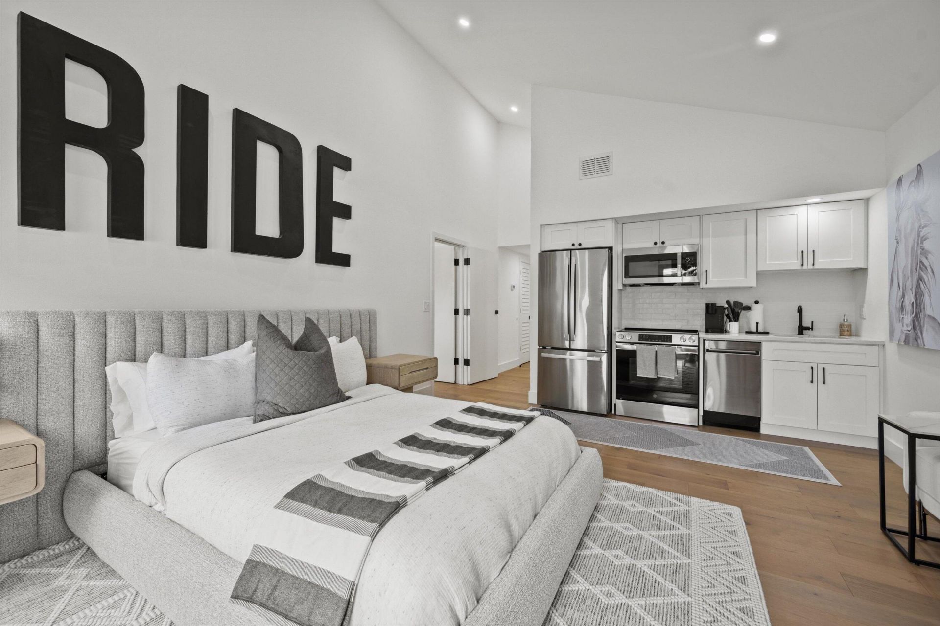 11863 Wimbledon Circle, Unit 512, Wellington, FL 33414 Photo