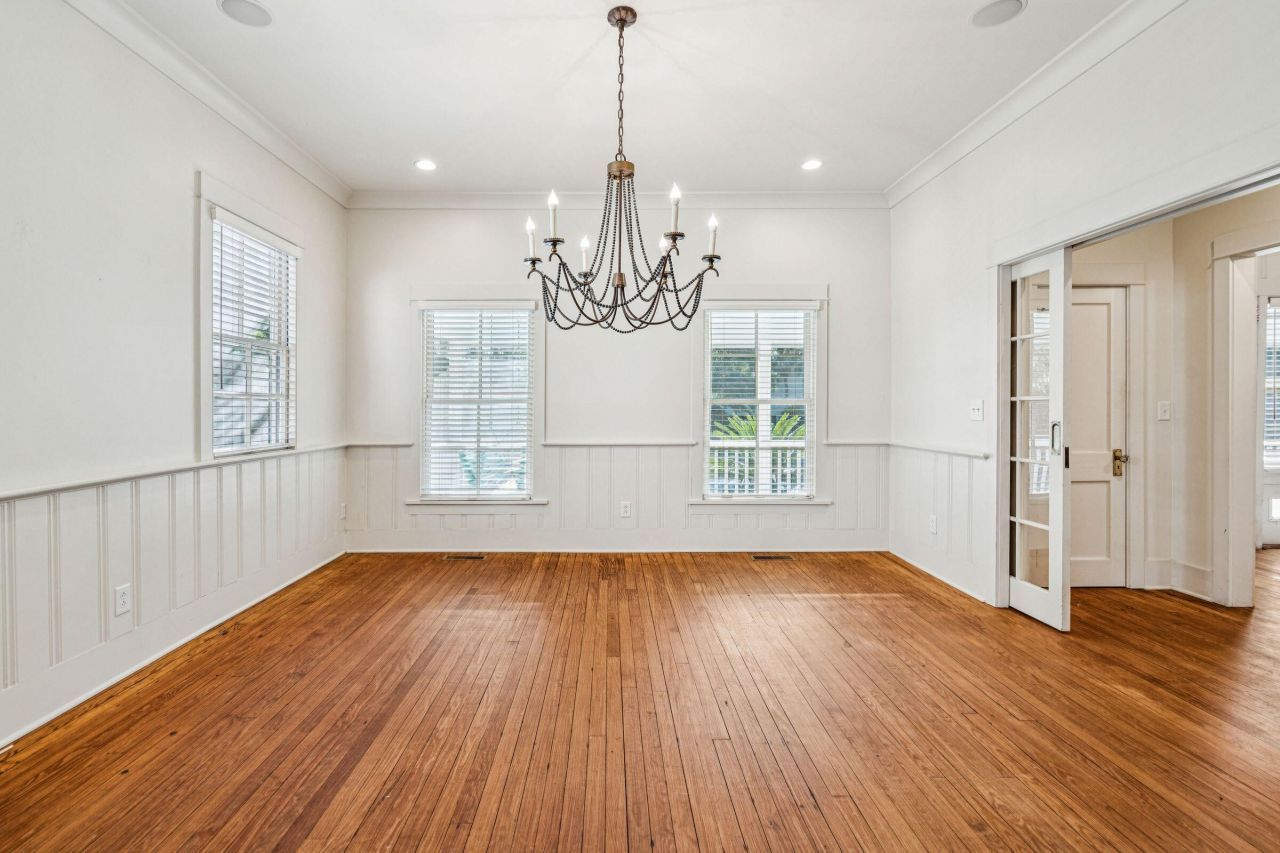 2424 Middle Street Photo 18