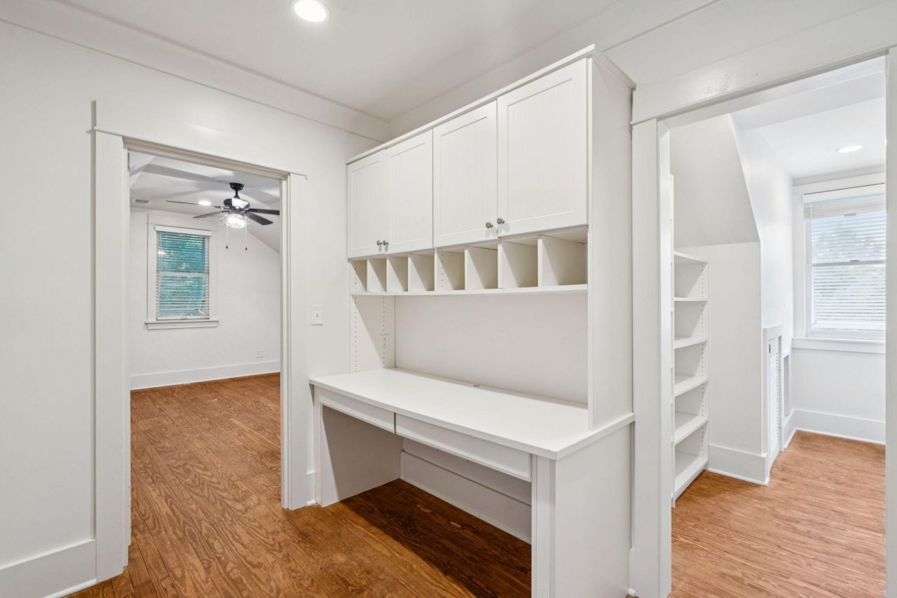 2424 Middle Street Photo 34