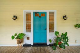 2424 Middle Street photo 4