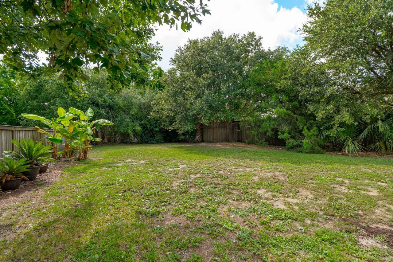 2424 Middle Street Photo 44