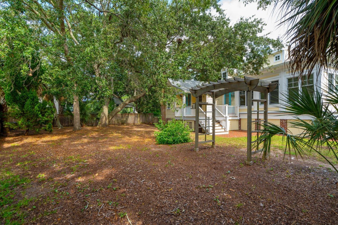 2424 Middle Street Photo 45