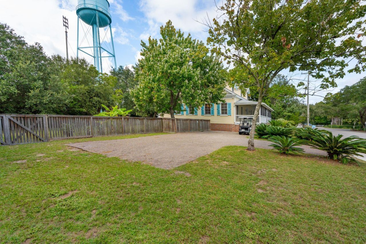 2424 Middle Street Photo 47