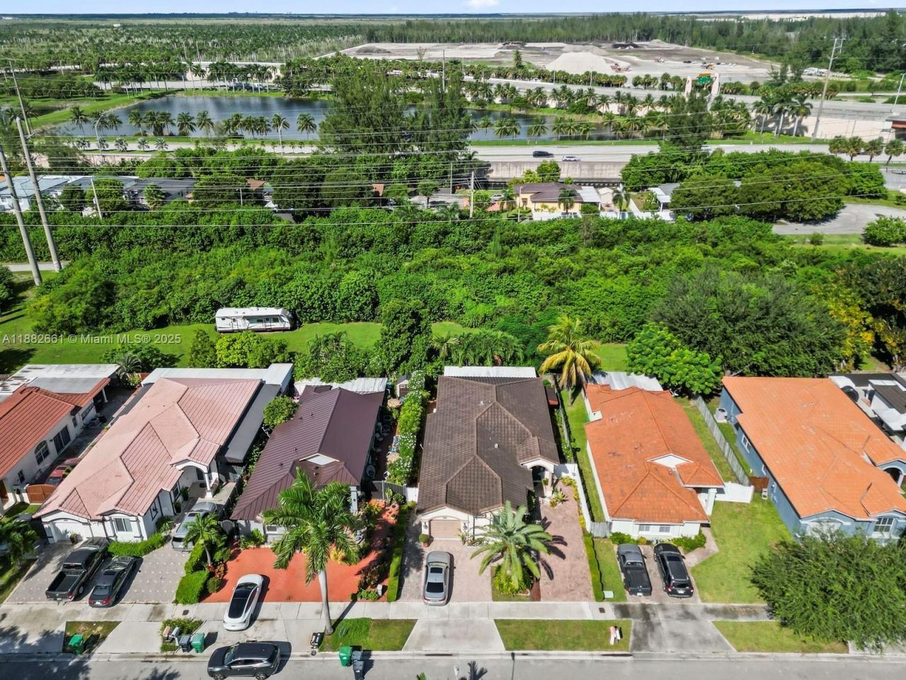 1038 NW 136th Ct, Miami, FL 33182 Photo