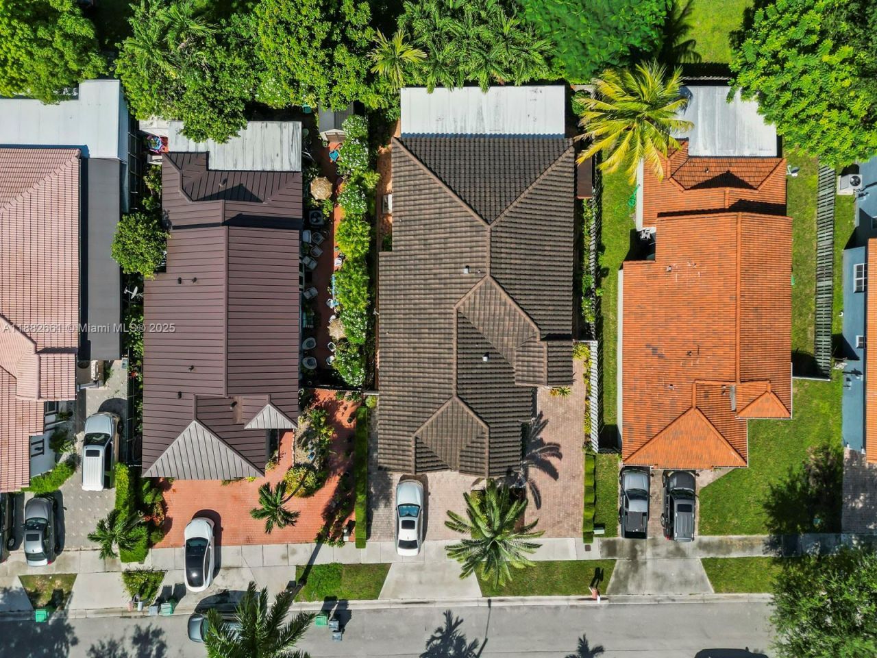 1038 NW 136th Ct, Miami, FL 33182 Photo