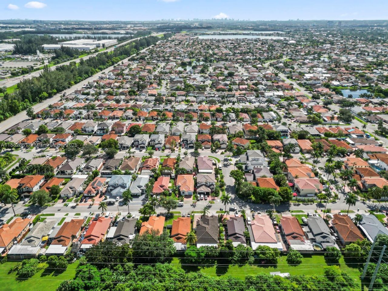 1038 NW 136th Ct, Miami, FL 33182 Photo