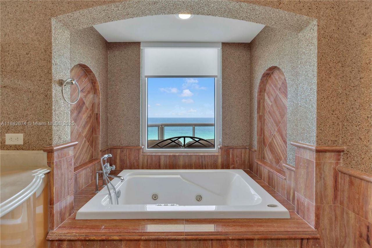 17875 Collins Ave, Unit 1201, Sunny Isles Beach, FL 33160 Photo