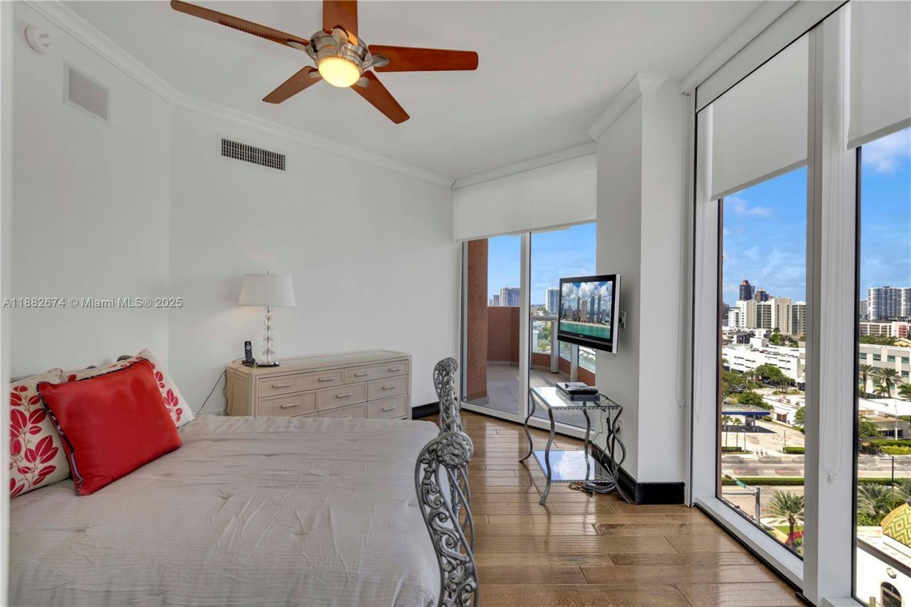 17875 Collins Ave, Unit 1201, Sunny Isles Beach, FL 33160 Photo