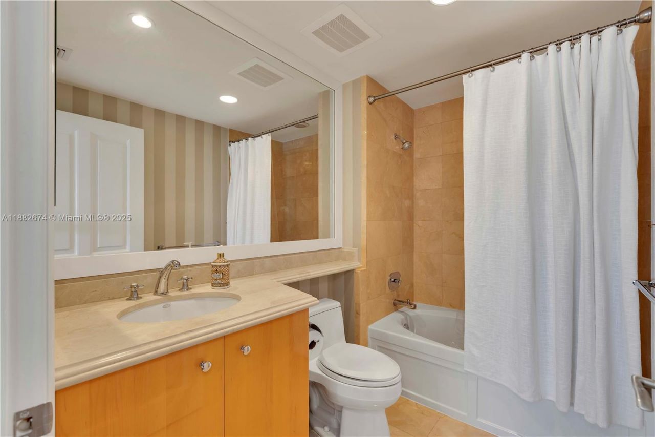 17875 Collins Ave, Unit 1201, Sunny Isles Beach, FL 33160 Photo