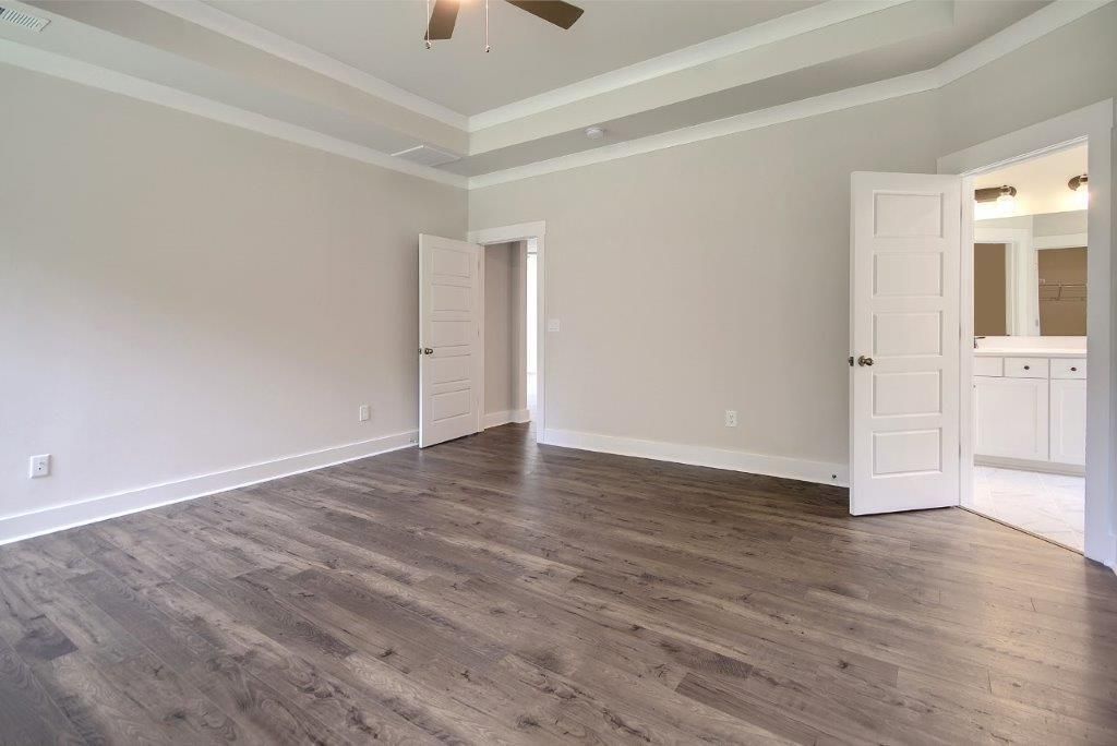 1100 Creek Pointe Drive Photo 14