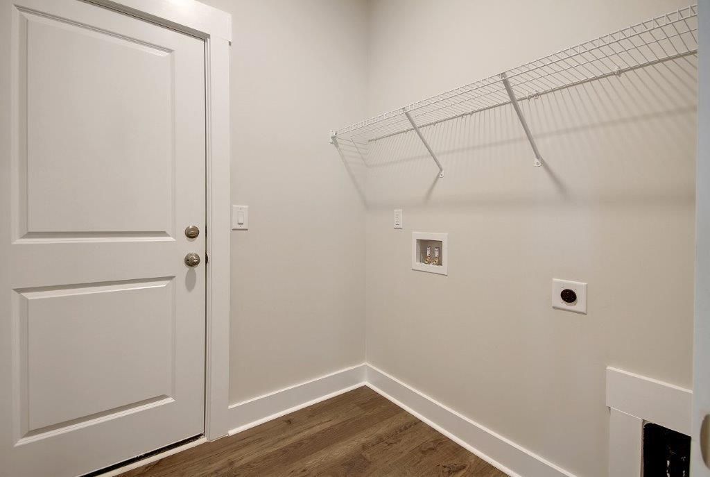 1100 Creek Pointe Drive Photo 17