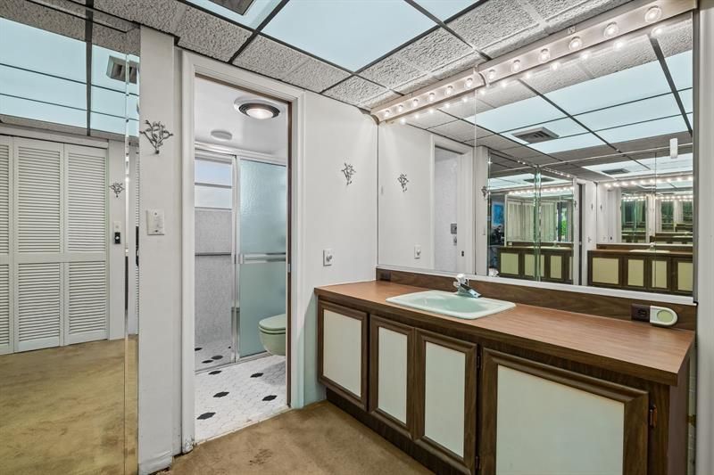 625 Oleander Drive, Hallandale Beach, FL 33009 Photo