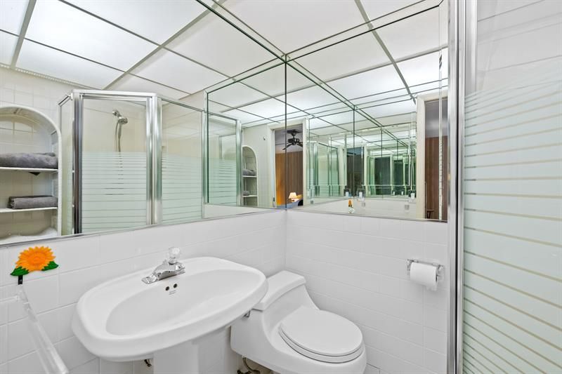 625 Oleander Drive, Hallandale Beach, FL 33009 Photo