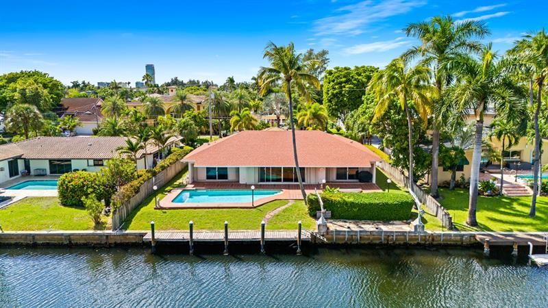 625 Oleander Drive, Hallandale Beach, FL 33009 Photo