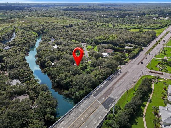 2460 Sweetwater Drive, Fort Pierce, FL 34981