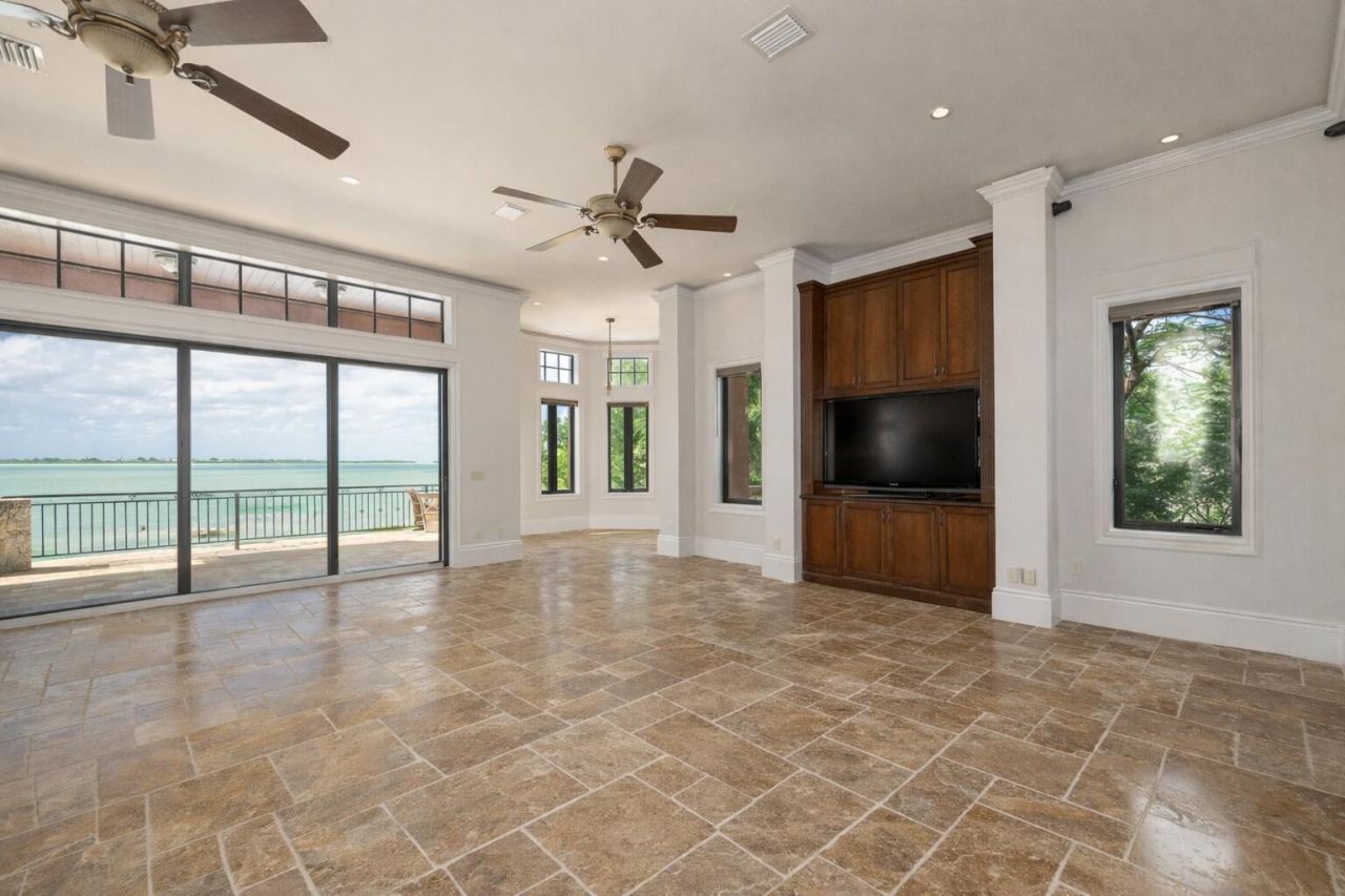 30 Cannon Royal Drive, Shark Key, FL 33040 Photo