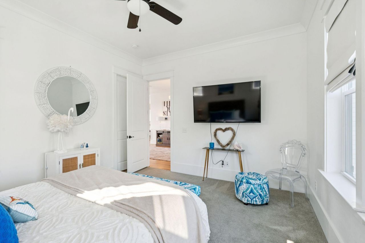 507 W Ashley Avenue Photo 41