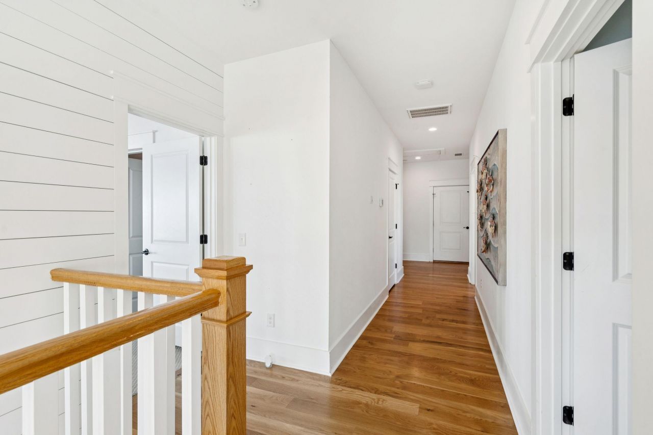 507 W Ashley Avenue Photo 48