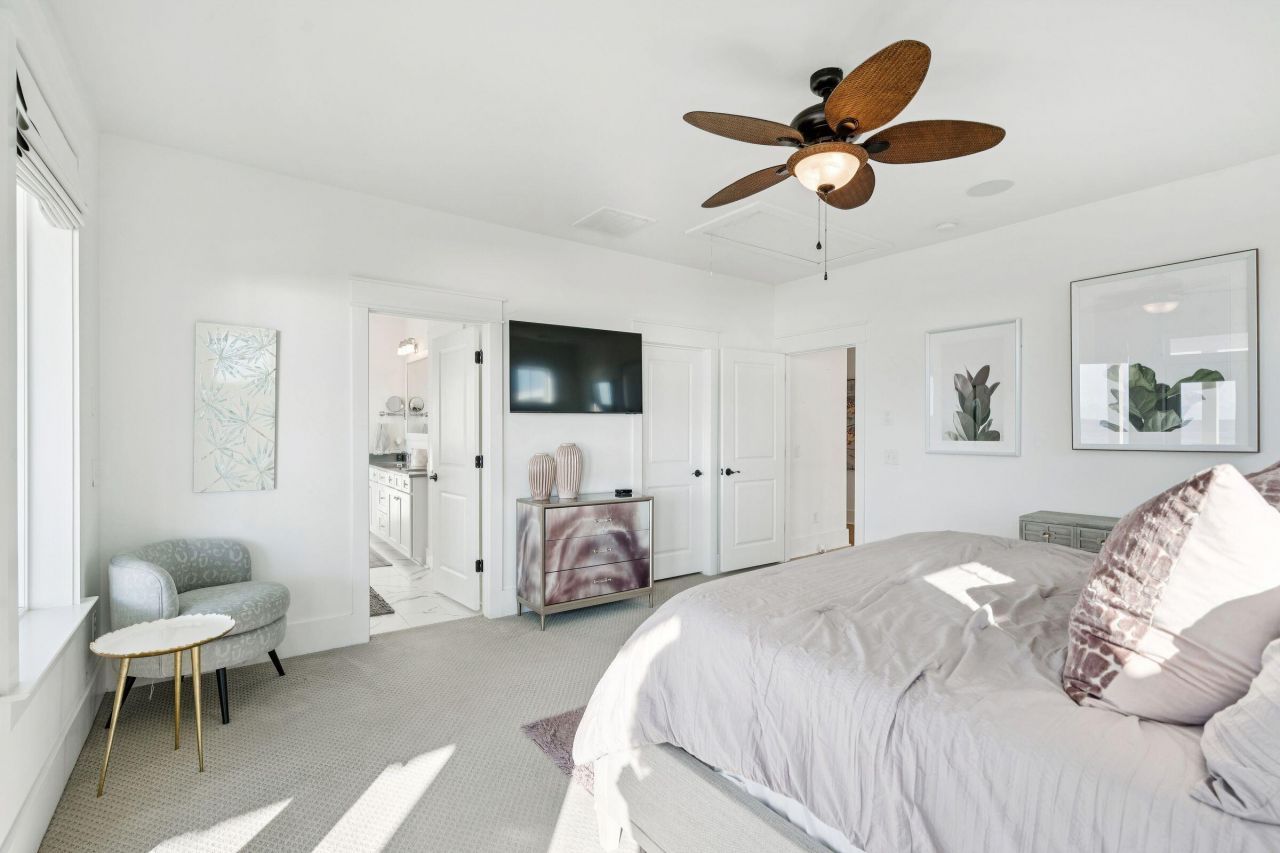 507 W Ashley Avenue Photo 53