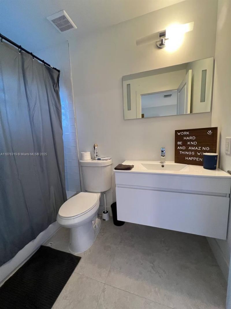 808 SW 29th St, Fort Lauderdale, FL 33315 Photo