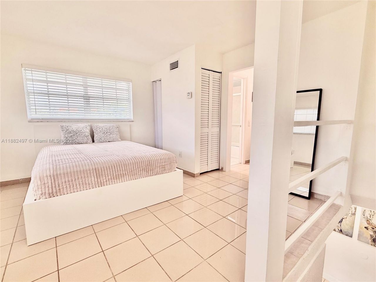 30 SW 11th Ave, Unit 4, Miami, FL 33130 Photo