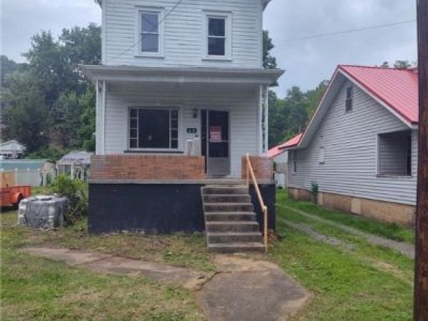 64 Diamond Street, Irondale, OH 43932