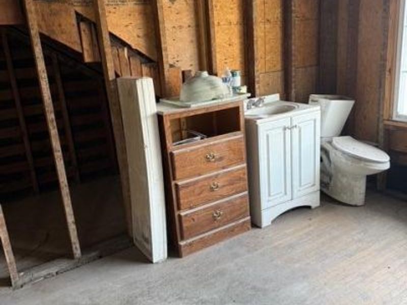 1921 Sullivant Avenue, Columbus, OH 43223 Photo 14