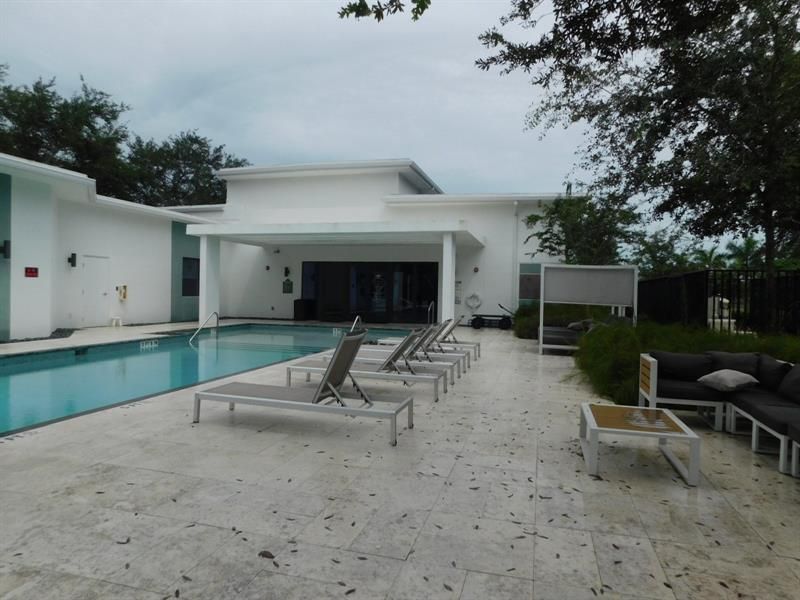 4381 NW 9th Street, Unit 4381, Plantation, FL 33317 Photo