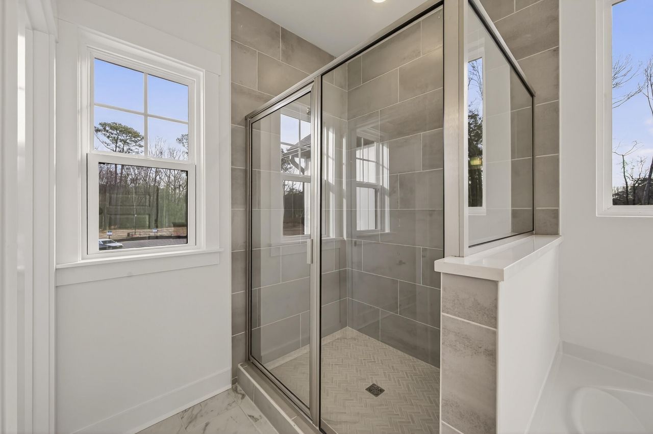 200 Creek Pointe Drive Photo 34