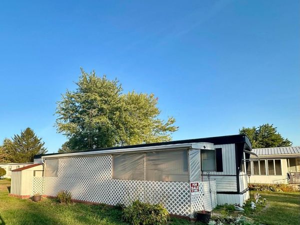 3200 Smeltzer Road , Unit 22, Marion, OH 43302